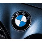 Gyári BMW 82mm-es motorháztető - csomagtartó embléma 51148132375