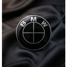 BMW sytle  82mm , 74mm ,  fekete   embléma 