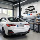 Gyári BMW Csomagtér Embléma Kamera Nyílással (G26 / i4) – Cikkszám: 51149465158
